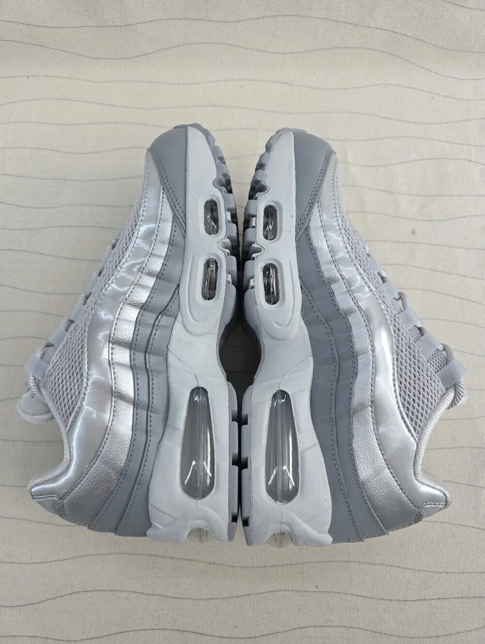 Nike Womens Air Max 95 Big Bubble Grey Fog Silver Sneakers IB6398-001 Size 6.5